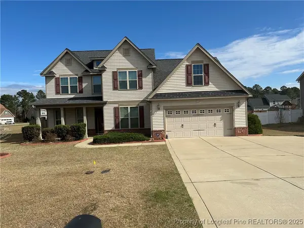 6605 Stillwood Drive, Hope Mills, NC 28348