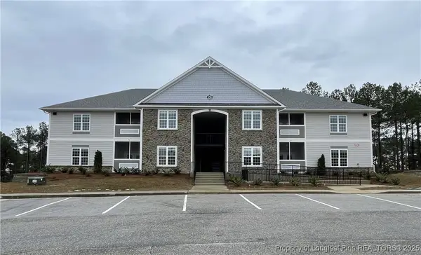220 Gallery Drive #201, Spring Lake, NC 28390