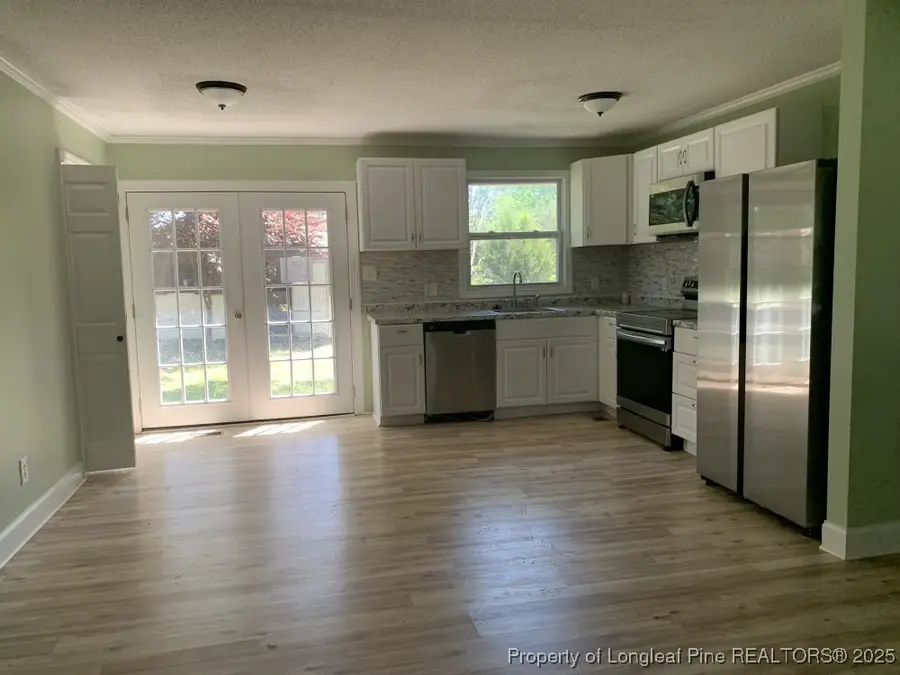 1002 Able Street, Elizabethtown, NC 28337 - Image #2