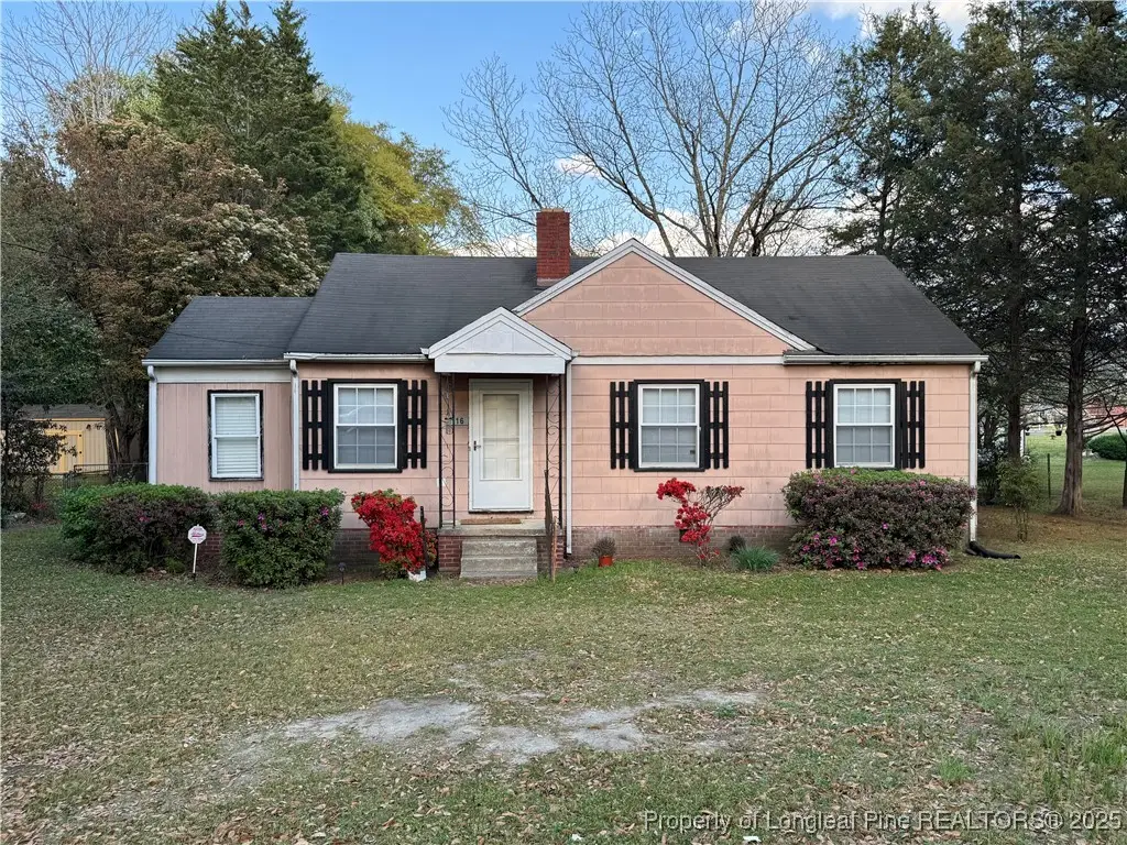 116 N Wright Street, Raeford, NC 28376 - #1