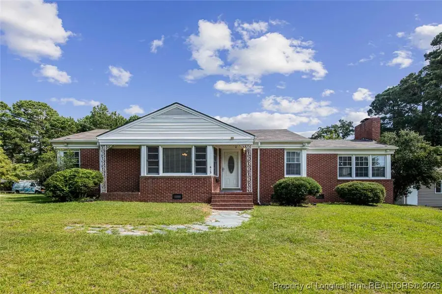 613 E 3rd Avenue, Red Springs, NC 28377 - Image #2