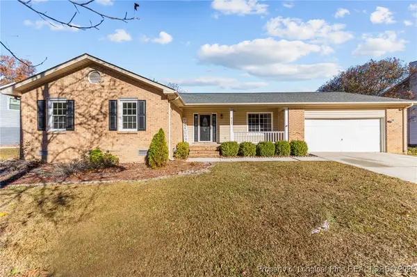 6137 Lakeway Drive, Fayetteville, NC 28306