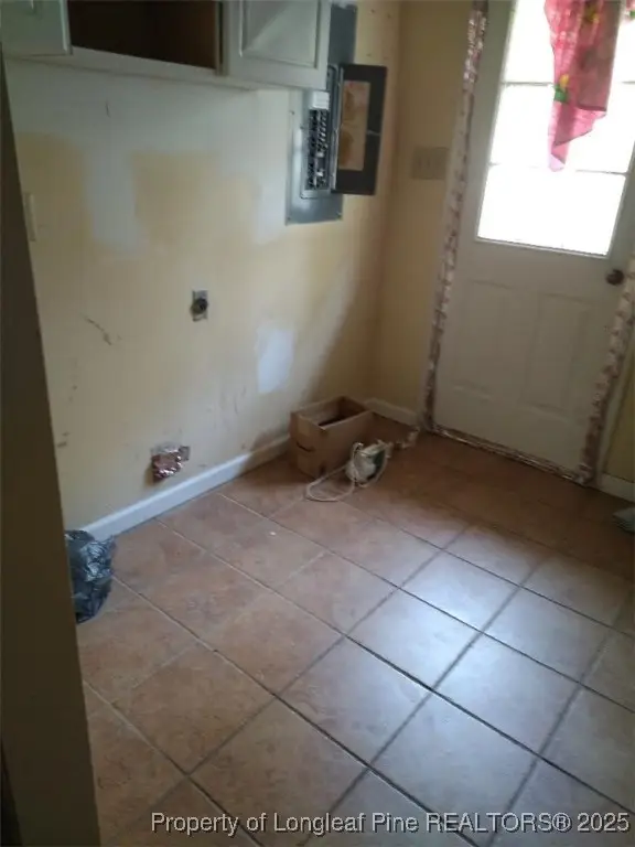 12121 Cameron Way, Maxton, NC 28364 - Image #3