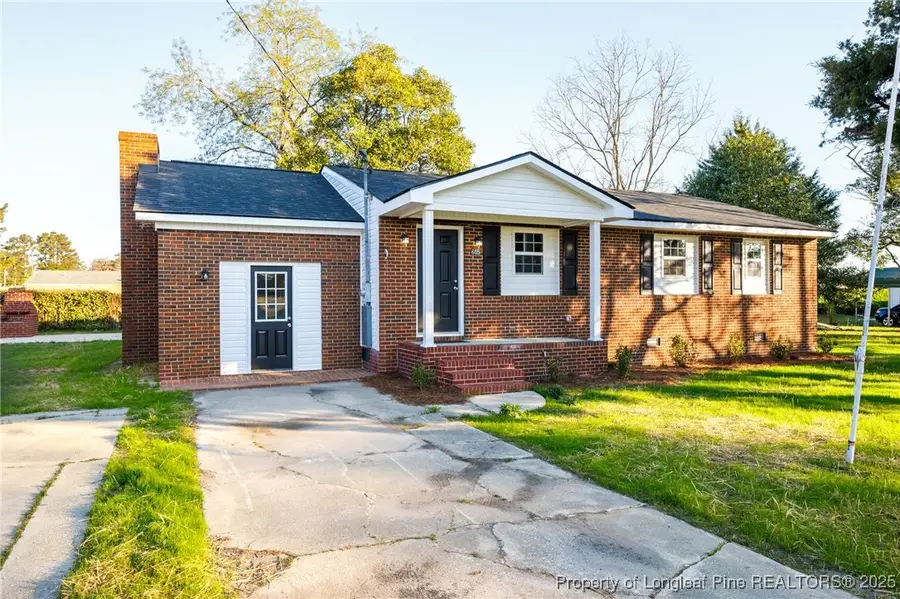 605 Mcinnis Street, Pembroke, NC 28372 - Image #2