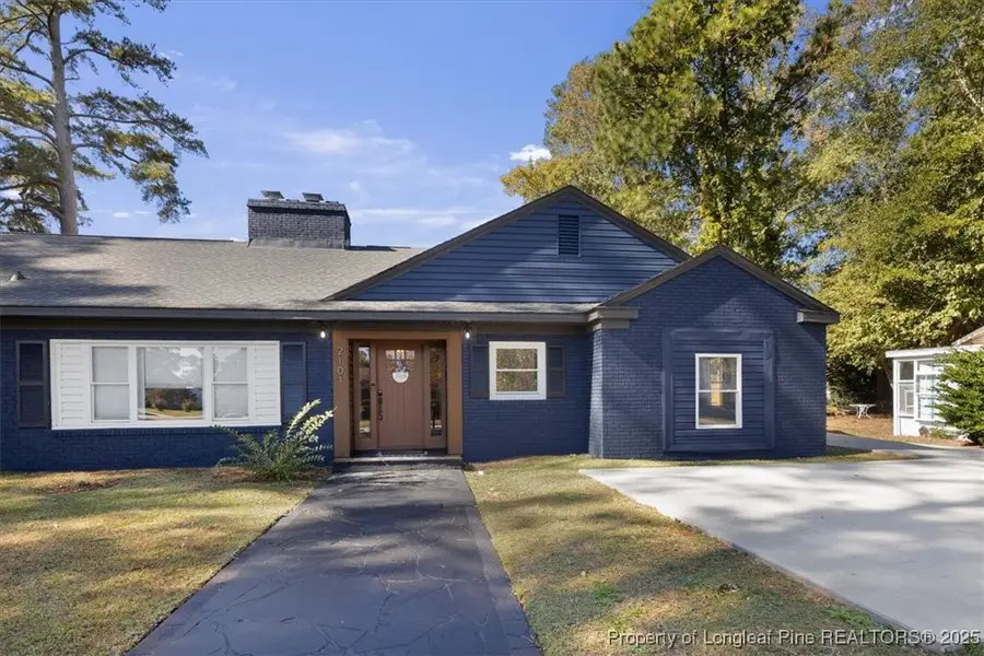 2101 N Mcmillan Avenue, Lumberton, NC 28358 - Image #2