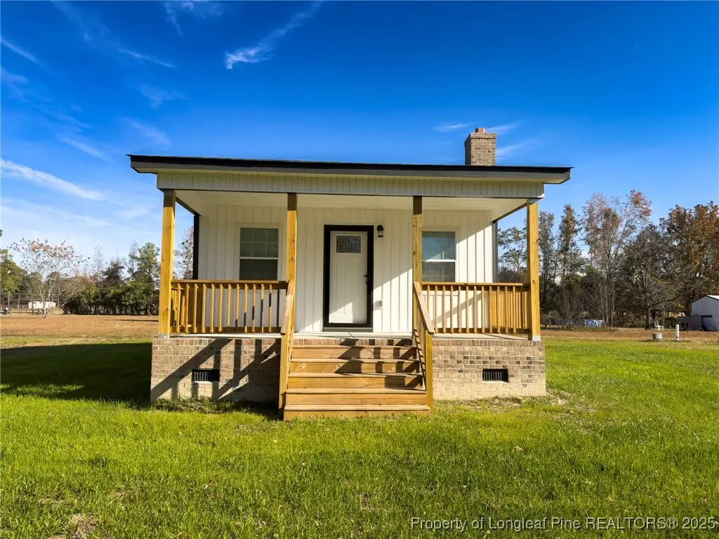 1075B Pine Street, Pembroke, NC 28372 - #1