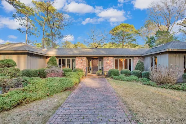 2003 Pinewood Terrace, Fayetteville, NC 28304