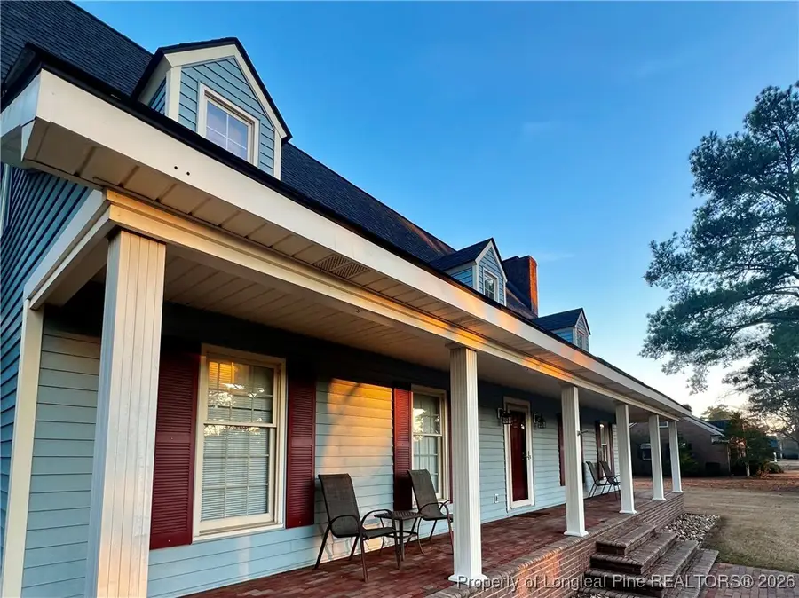 684 N Wilkinson Drive, Saint Pauls, NC 28384 - #3