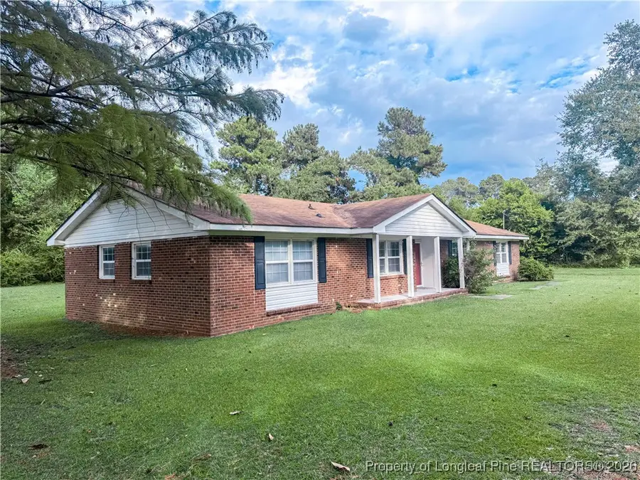 2879 County Line Road, Saint Pauls, NC 28384 - #2