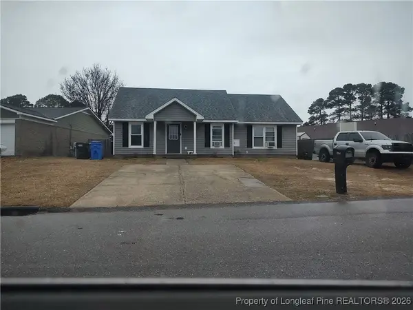 2204 Mossy Cup Lane, Fayetteville, NC 28304