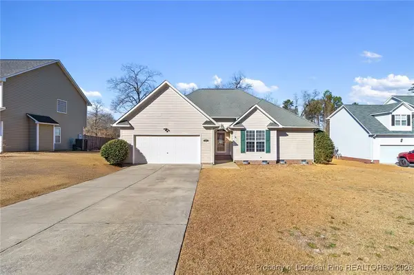 112 Woodland Court, Raeford, NC 28376