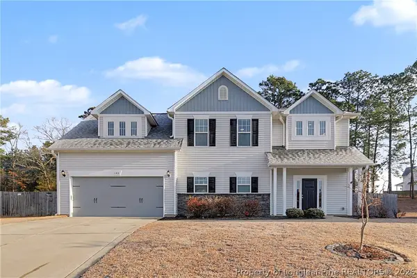143 Ledgebrook Lane, Raeford, NC 28376