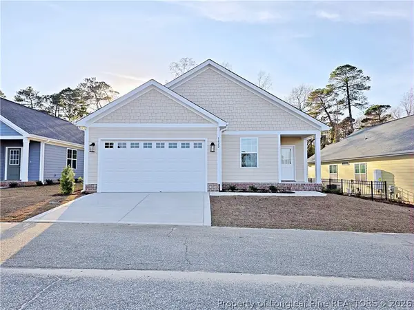 1822 Fordham Drive, Fayetteville, NC 28304