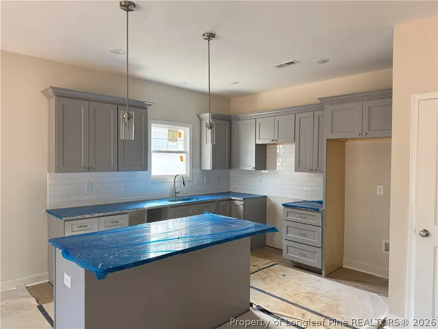 303 E 7th Avenue, Raeford, NC 28376 - #2