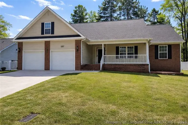 3327 Broomsgrove Drive, Fayetteville, NC 28306