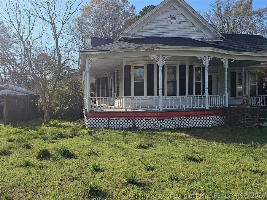 107 Church Street, Red Springs, NC 28377 - #3