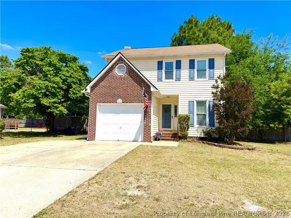 719 Alexwood Drive, Hope Mills, NC 28348