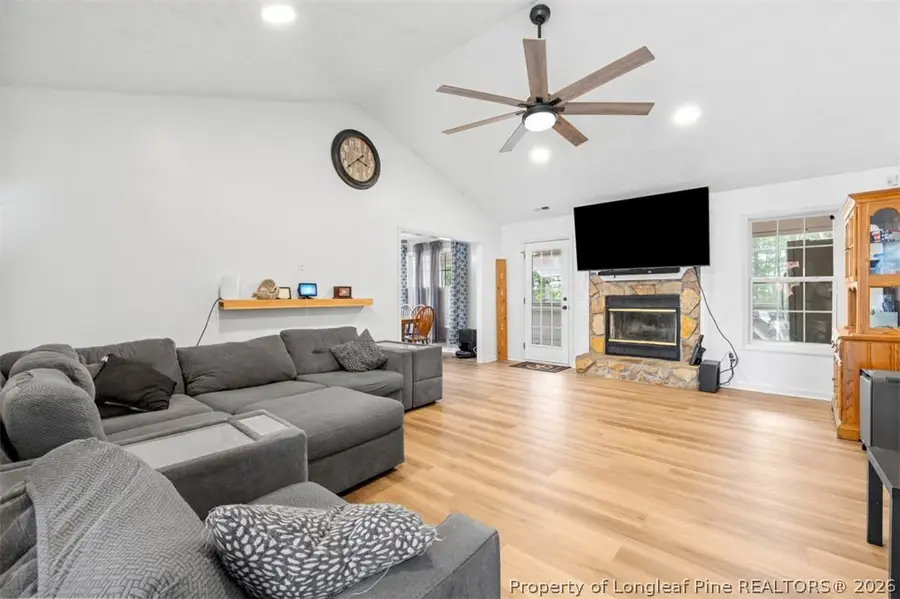 549 Woodberry Circle, Raeford, NC 28376 - #3