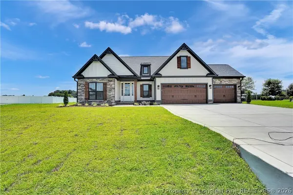 5820 Dottie Circle, Hope Mills, NC 28348