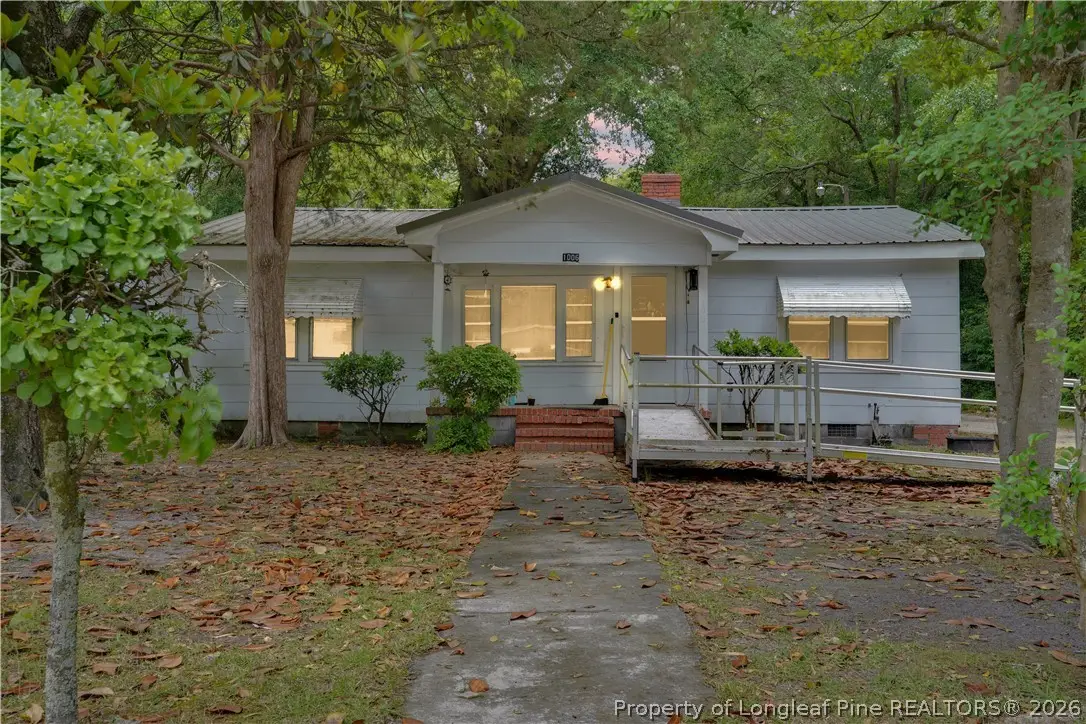 1006 James Street, Elizabethtown, NC 28337 - #1