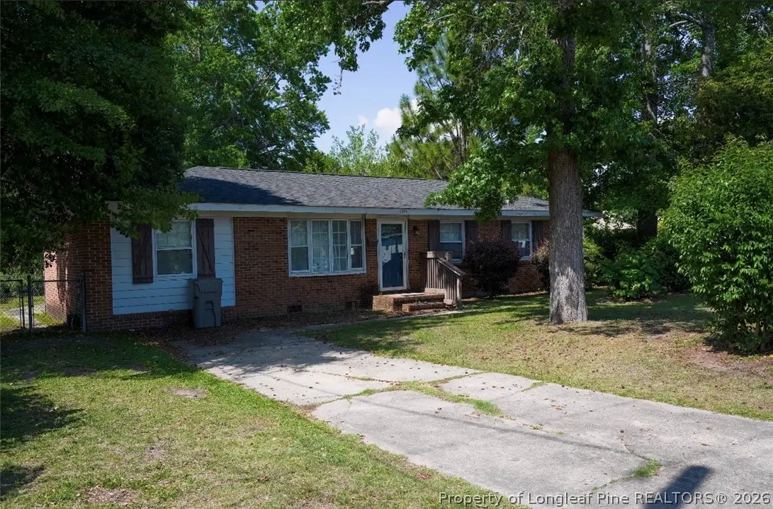1395 E 7th Street, Lumberton, NC 28358 - #1