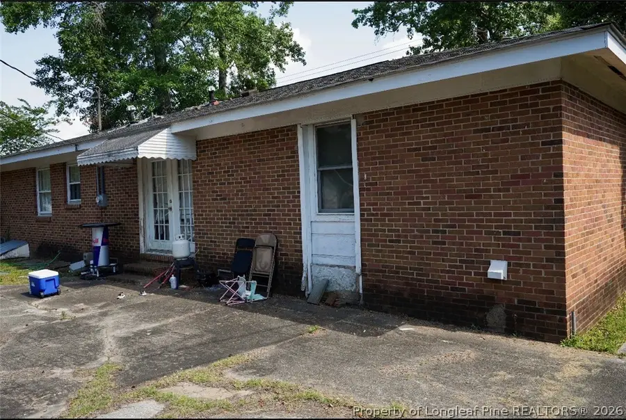 1395 E 7th Street, Lumberton, NC 28358 - #3