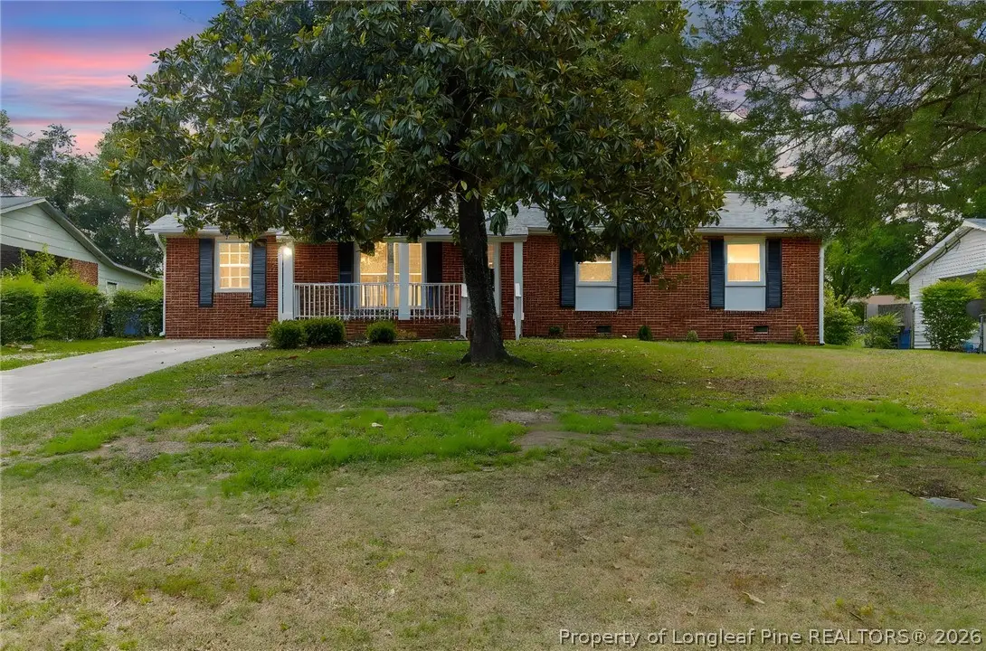 213 Lansdowne Road, Fayetteville, NC 28314 - #1