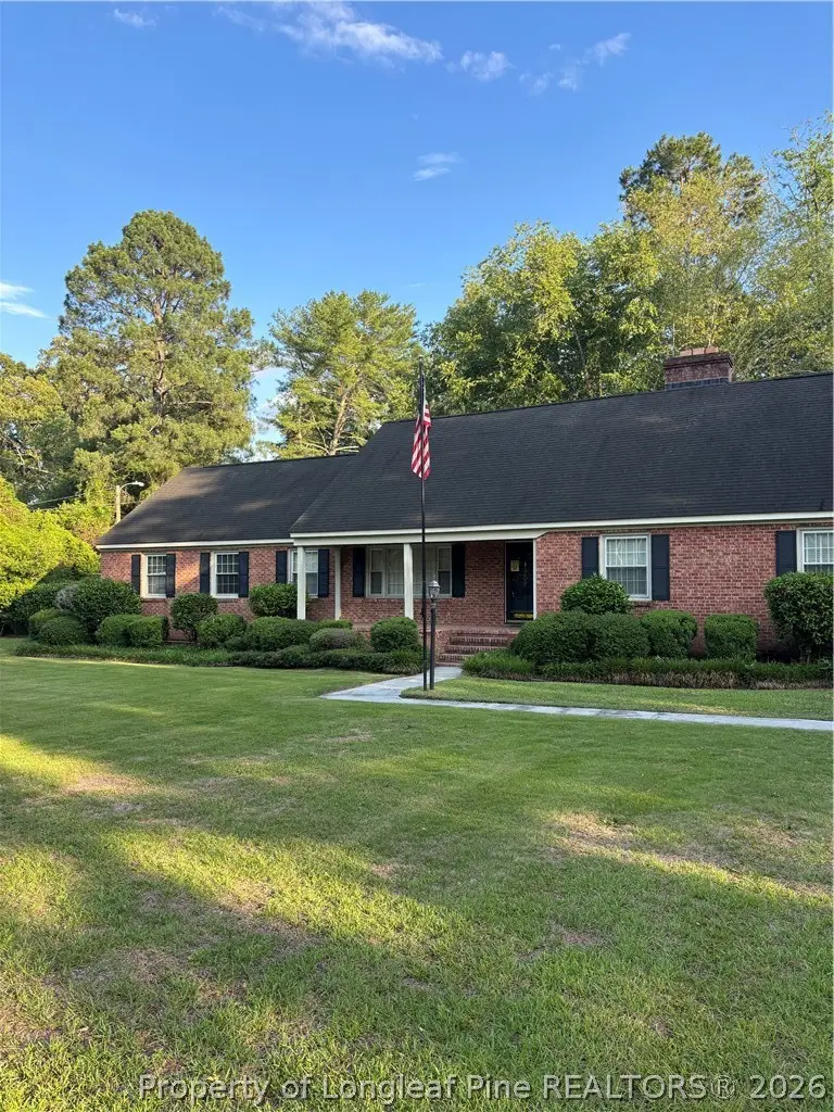 209 W Prospect Avenue, Raeford, NC 28376 - #3