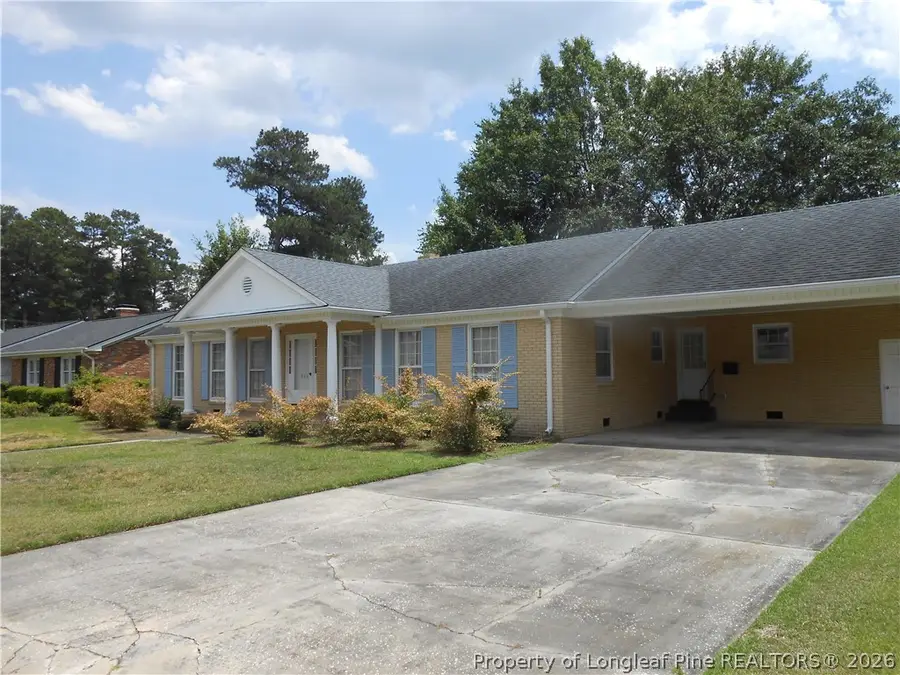 305 W 32 Street, Lumberton, NC 28358 - #2