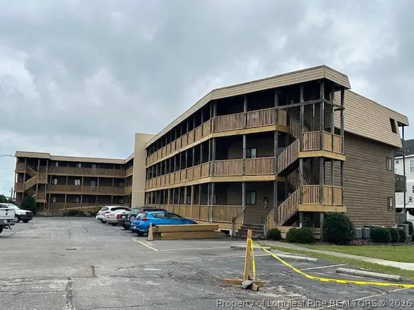 110 Lake Place Condo Drive, Elizabethtown, NC 28337