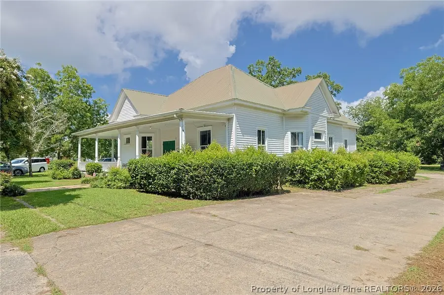 307 Mccaskill Avenue, Maxton, NC 28364 - #2