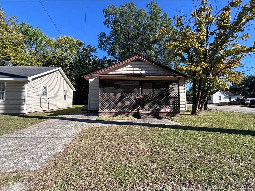 1000 N King Avenue, Dunn, NC 28334 - #1