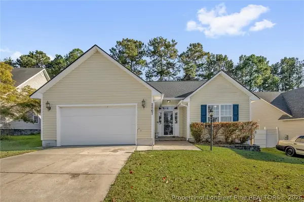 2567 Cameron Woods Lane, Fayetteville, NC 28306