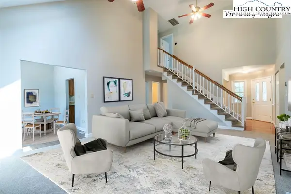 1013 NE Turnberry Street, Lenoir, NC 28645