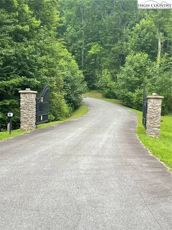 17 Jackson Ridge Road, Boone, NC 28607 - Image #3