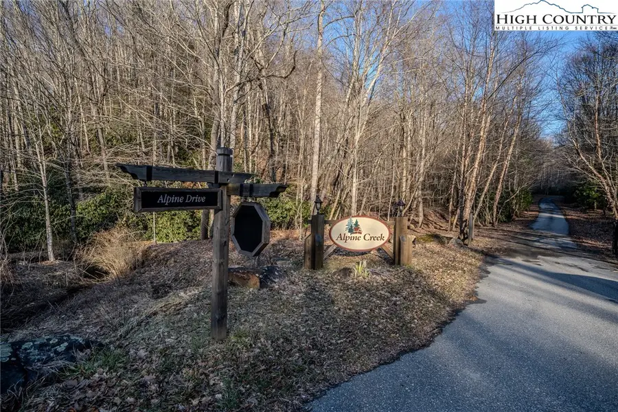 19 Valley View Court, Newland, NC 28657 - Image #3