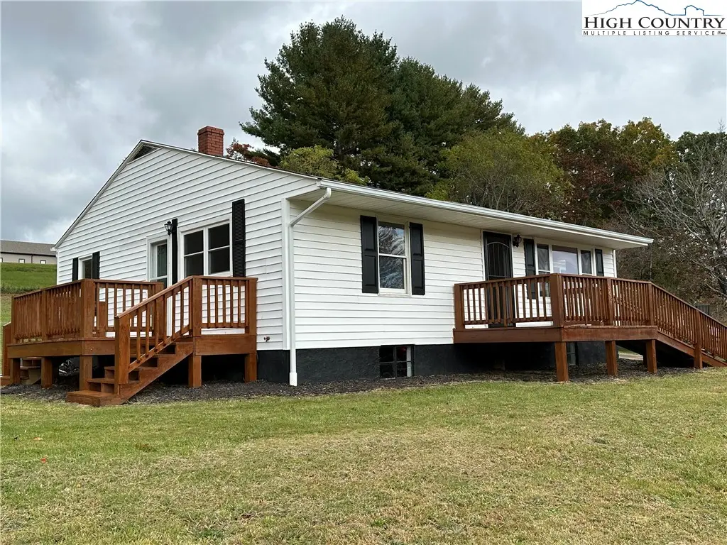 569 N Sparta Parkway, Sparta, NC 28675 - Image #1