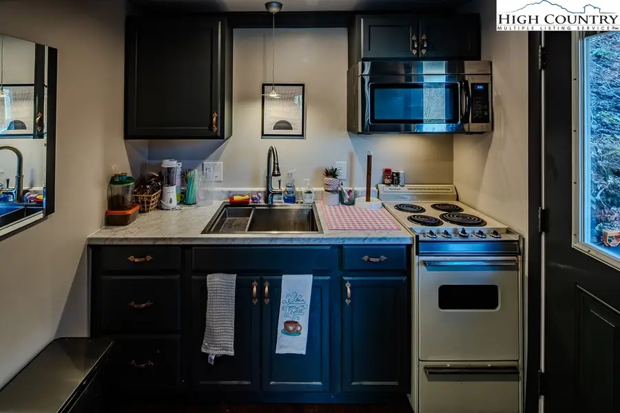 24 Creekside Drive #C, Banner Elk, NC 28604 - #3