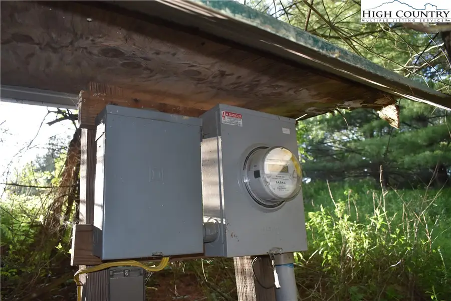 257 Alta Vista Lane, Sparta, NC 28675 - Image #2