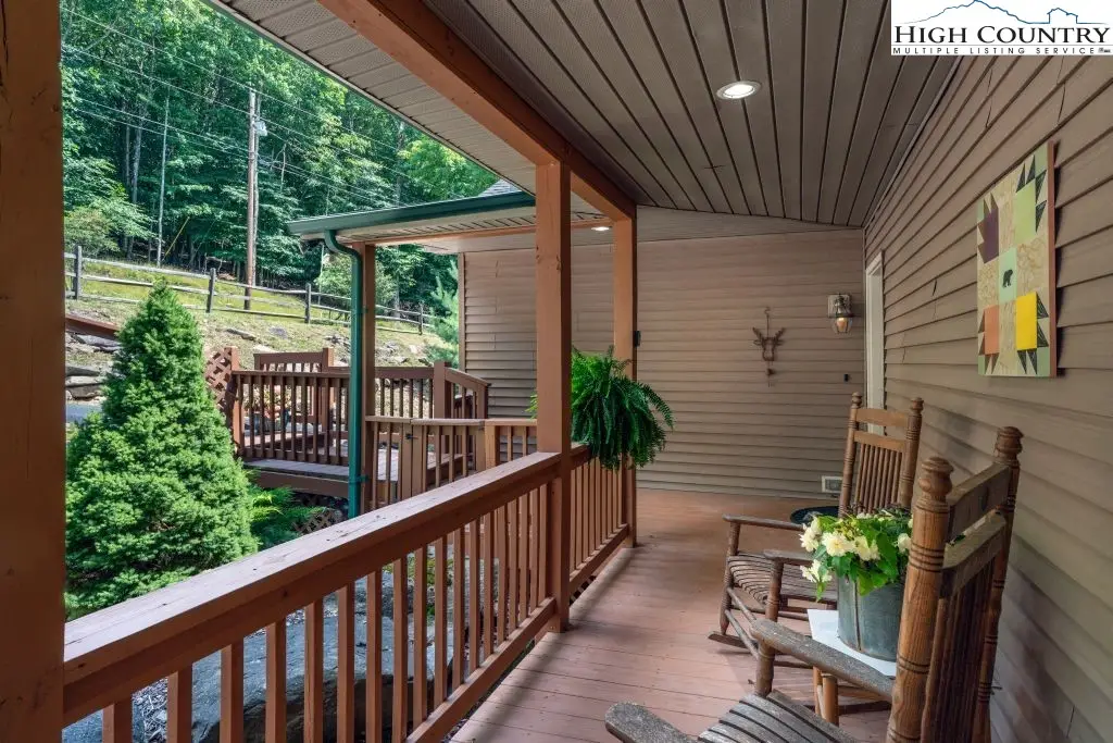 106 Hawthorne Road, Beech Mountain, NC 28604 - Image #1