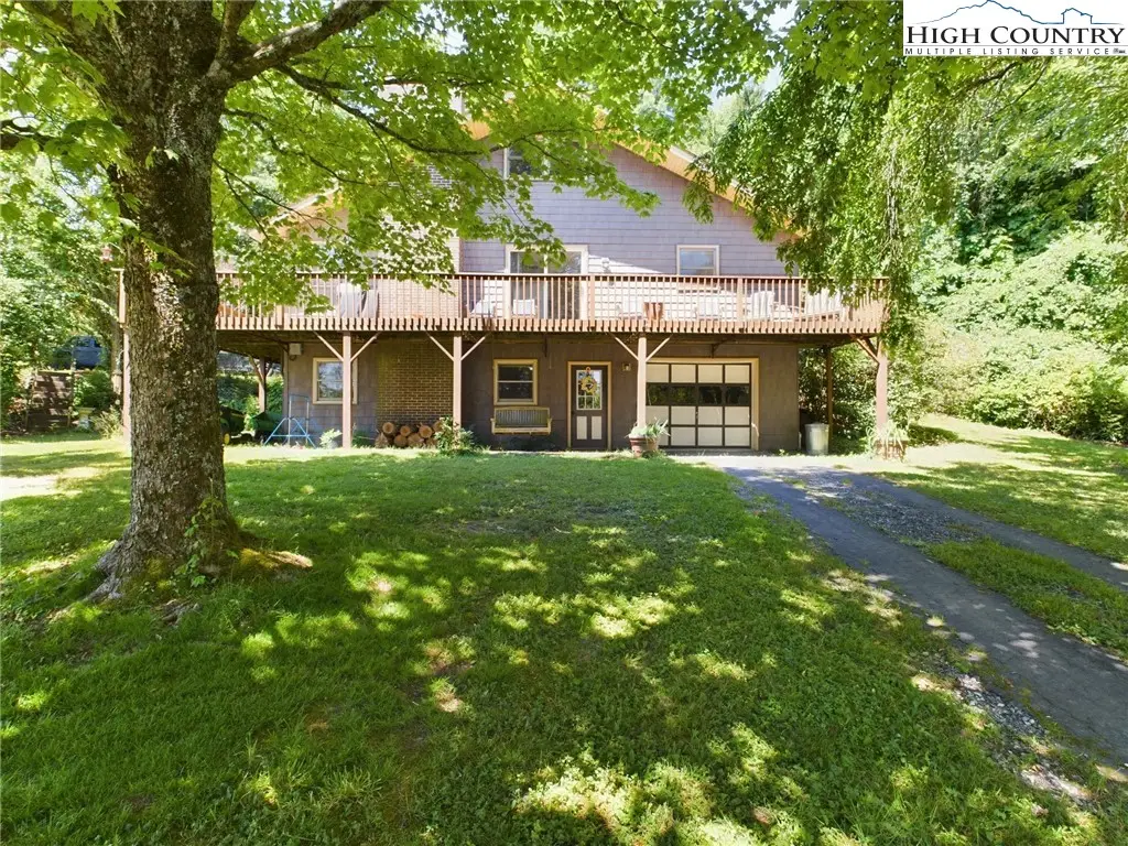 2994 Holloway Mountain Road, Blowing Rock, NC 28605 - Image #1