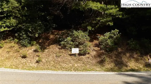 1149 Pine Ridge Road, Beech Mountain, NC 28604