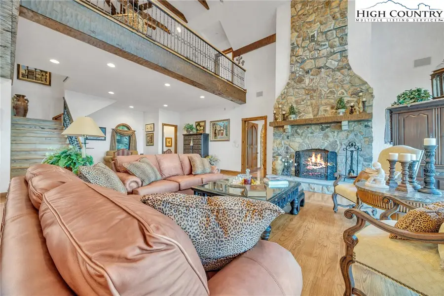 530 Howard's Knob Road, Boone, NC 28607 - Image #2