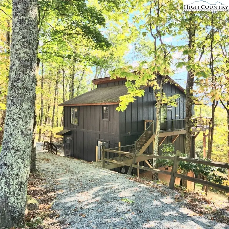 523 Pine Ridge Road, Beech Mountain, NC 28604 - Image #1