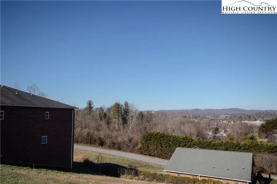 406 SE Whitmore Street, Lenoir, NC 28645 - Image #2
