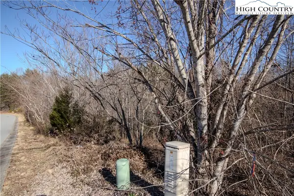 706 SE Chatsworth Street, Lenoir, NC 28645