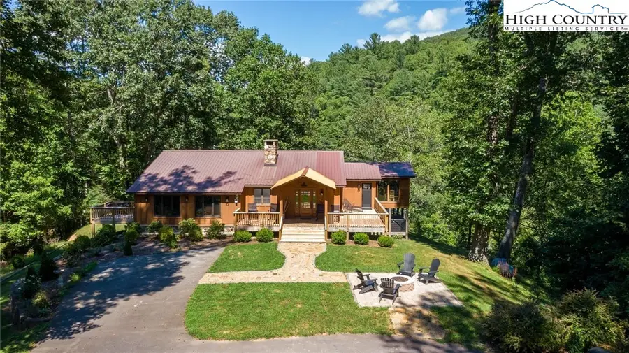 389 Auborn Trivette Road, Sugar Grove, NC 28679 - Image #2