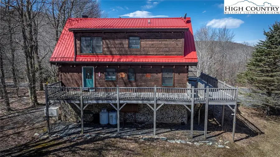 864 Joe Clayton Rd, Lansing, NC 28643 - Image #2