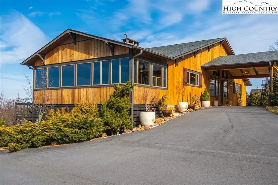 186 Woodcrest Road, Glade Valley, NC 28627 - Image #2