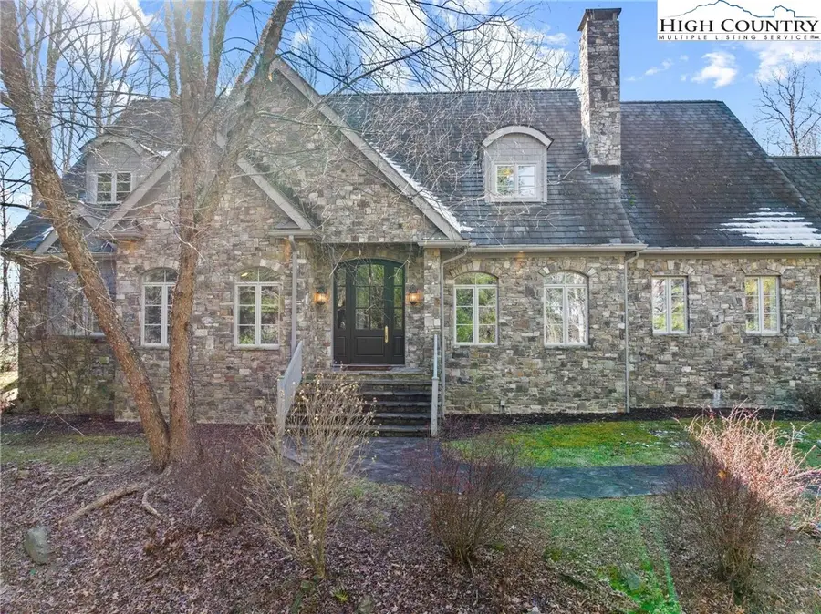 1676 Valle Cay Drive, Vilas, NC 28692 - Image #2